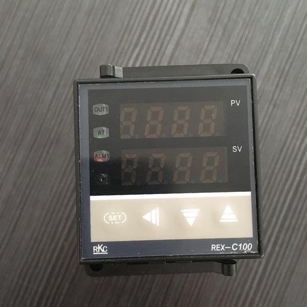 RKC REX C100 digital PID temperature controller
