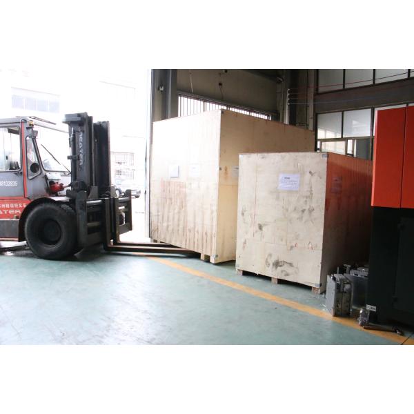 Output 6000BPH Preform PET Bottle Blowing Machine 220V 50HZ