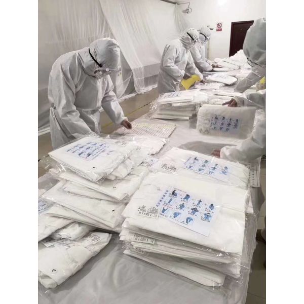 Disposable Non Woven Isolation Gown Long Sleeves With CE Certification