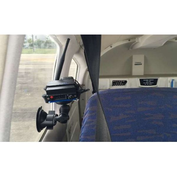 Portable ADS-B Transmitter: PT050 / PT100 / PT300A