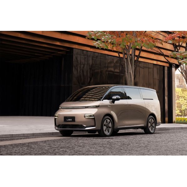 LEVC L380 Pro Ultra 4WD MPV 6-Seater Electric Minivan EV Car for Maximum Speed of 170 Km/H