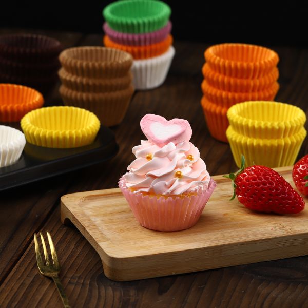 Food Grade Greaseproof Muffin Liners Disposable Non Stick Baking Paper Cups Cupcake Wrappers for Home Bakery Party Dessert