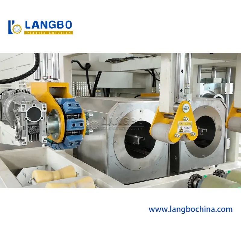 Automatic Pipe Belling Machine with Infrared Ray Heating System and 16~630mm Belling Range for UPVC Pipe Production