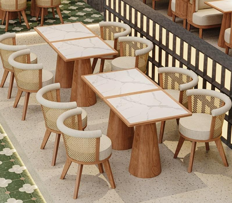 Comfortable Solid Wood Restaurant Chair Customizable for Hotel and Cafe Projects