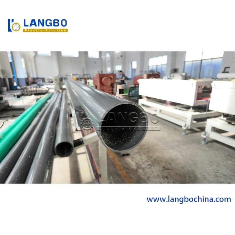 UPVC Pipe Extrusion Line with Stable Vacuum Calibration for Inner Surface Quality Control and Reduced Surface Roughness Defects