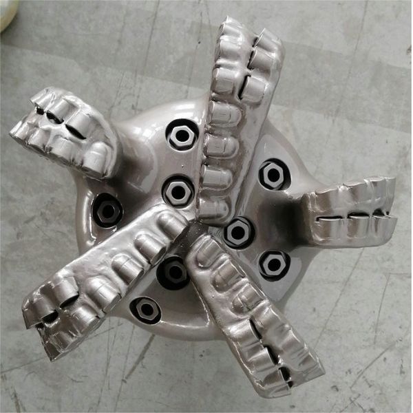 Oil Field 19mm Polycrystalline Diamond Compact Drill Bits ISO Impregnated Diamond Bit