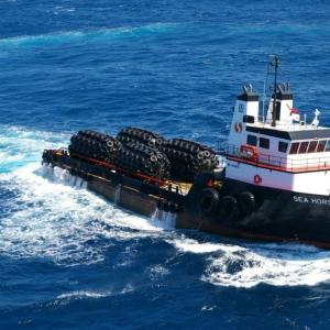 China EU 80KPa Floating Fender  for Gas Carriers Best Selling Floating Dashpot on sale