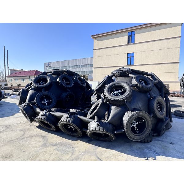 Pneumatic Rubber Fender For Marine Service
