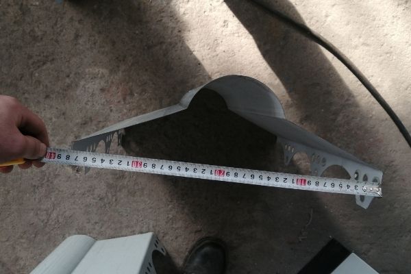 7.5 KW Motor Power Ridge Capping Roll Forming Machine with Perforation