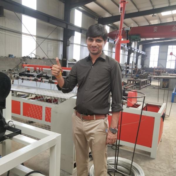 High Speed Chain Link Fence Machine For Galvanized Diamond Wire Mesh