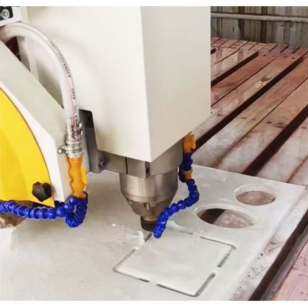 4+1 Axis Stone Bridge Cutting Machine Motor Engine Gearbox Granite/Marble Customizable Cutting Length 3200mm ZEUS CNC 220V/380V
