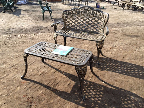 Outdoor Leisure Cast Iron Patio Dining Sets & Table Bistro Set Customized