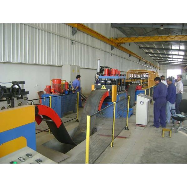 Used For Hot Rolled Steel Corrugated Roll Forming Machine With Decoiling Leveling Function