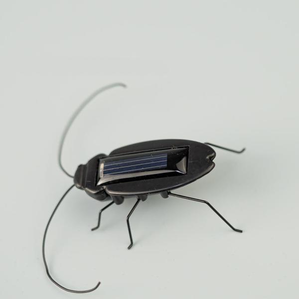 Solar Charging Insect Device Designed for Easy Cleaning and Maintenance Supporting Sustainable Pest Management Practices