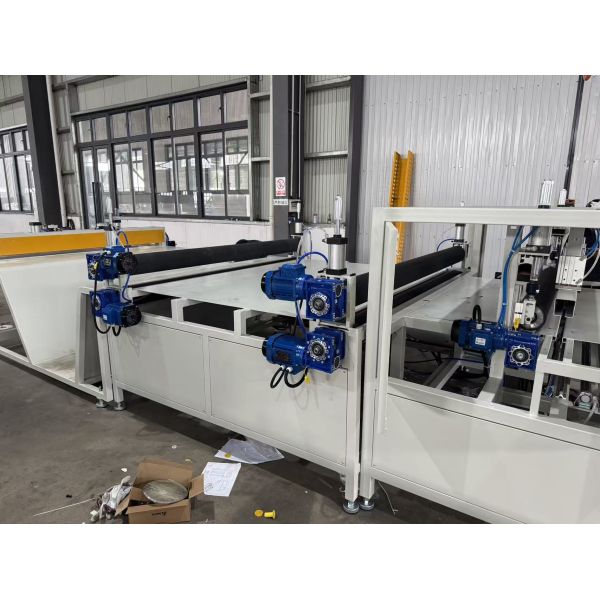 Honeycomb Core Stretching CNC Cutting Machine 3 - 10m/min