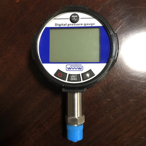 High Precision Digital Pressure Gauge with Multi-Unit Display for 0-100MPa Range
