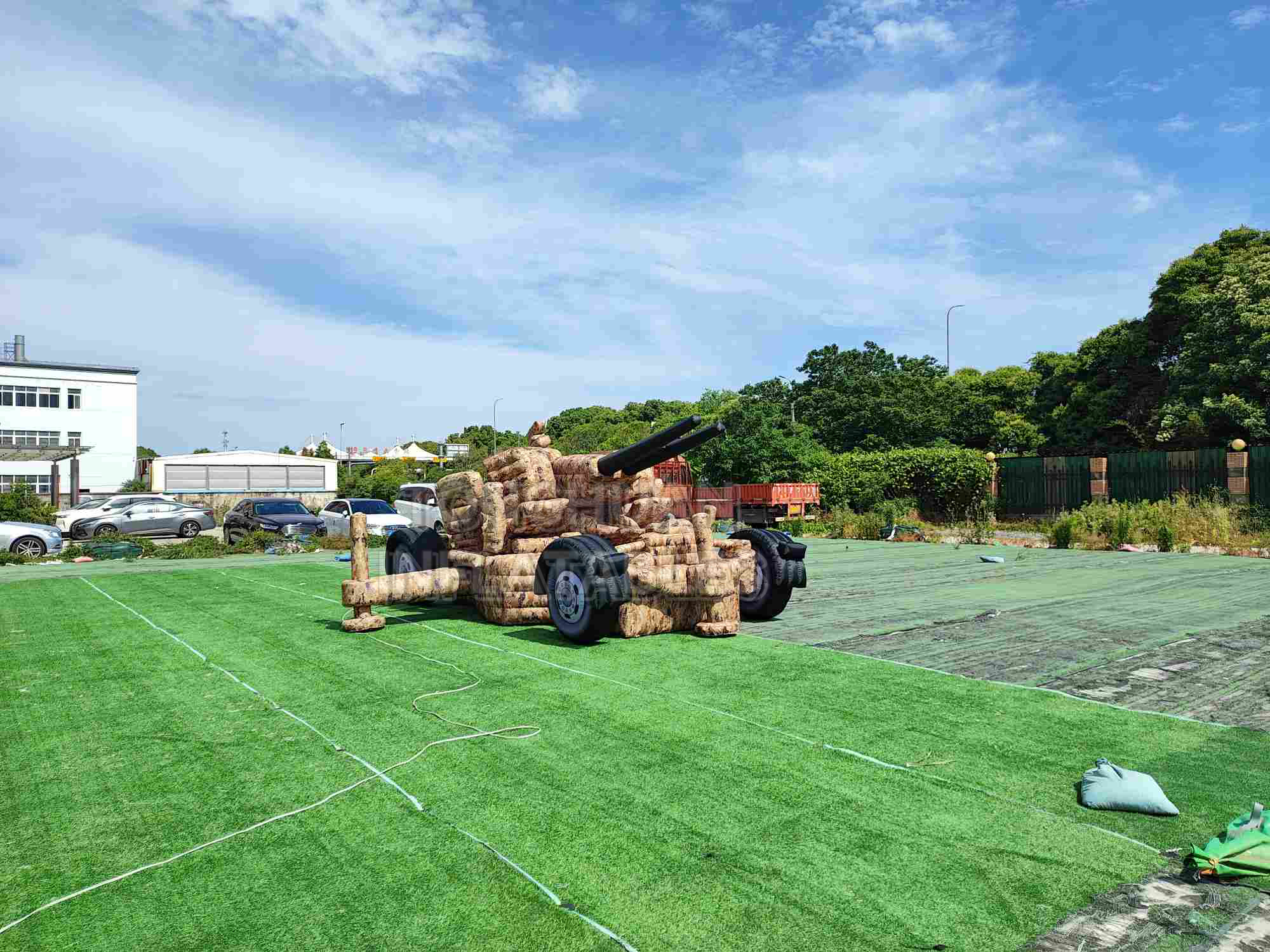 Custom Inflatable Artillery Decoy with Camouflage Printing and Dual Barrel Replica Structure for Training Display Outdoor Drill Exhibition and