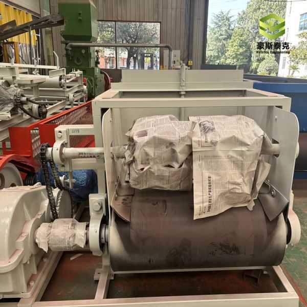 Brick Plant Machine Raw Material Supply Box Feeder For Fired Clay Brick Production Line
