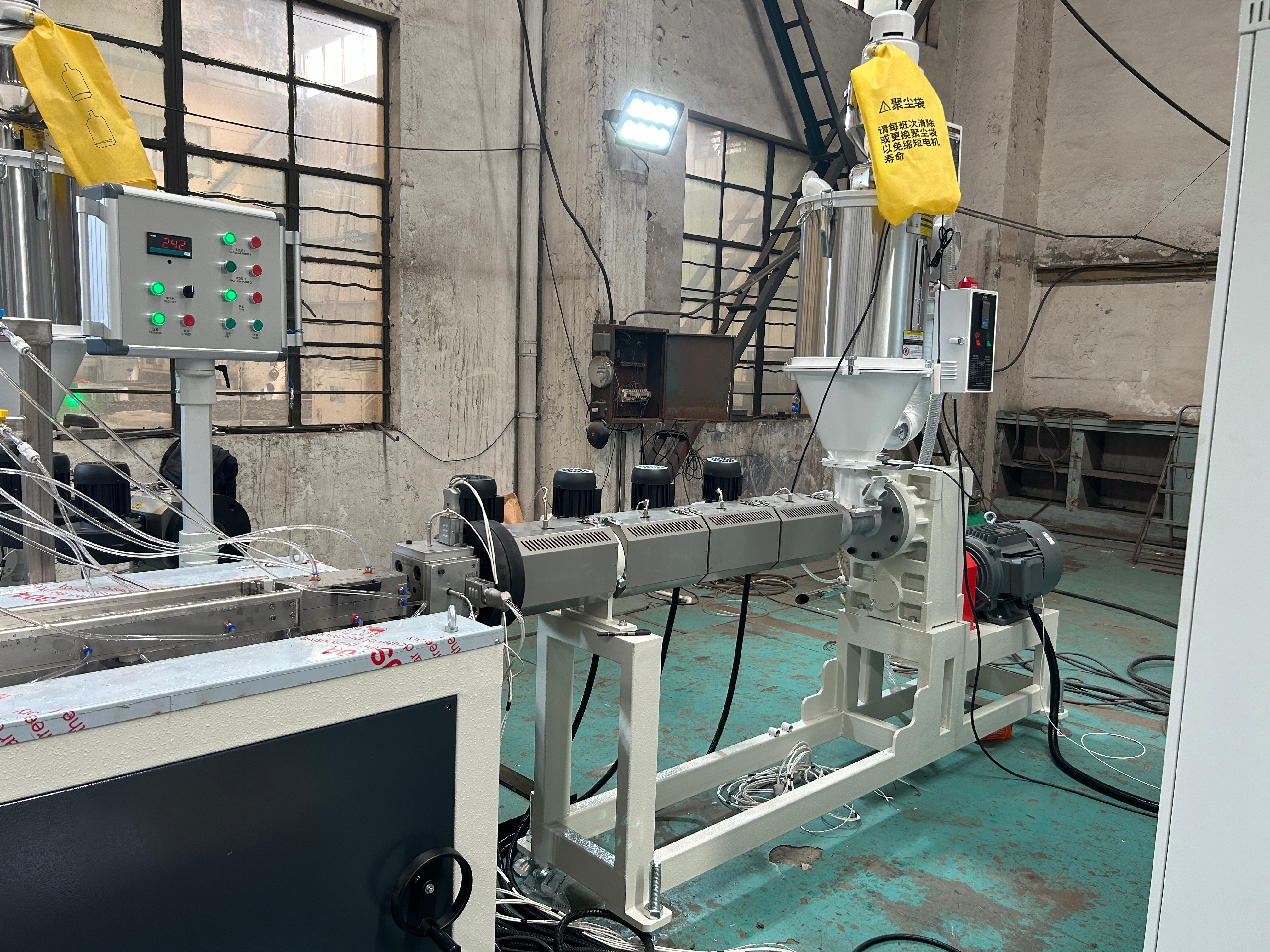 PVC Plastic Shelf and Lable Plastic Profile Machine Production Line / PVC Plastic Price Tag Extrusion Line