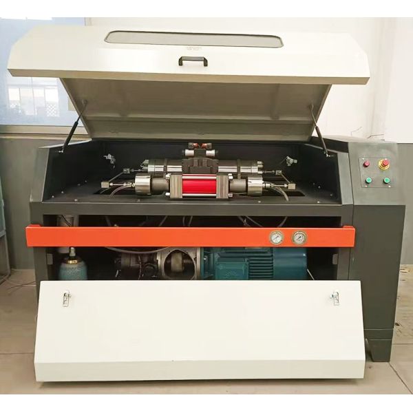 High Precision Multifunctional 5 Axis Waterjet Cutter Custom Granite Marble Engraving Long Service Life Grey Stone Machinery