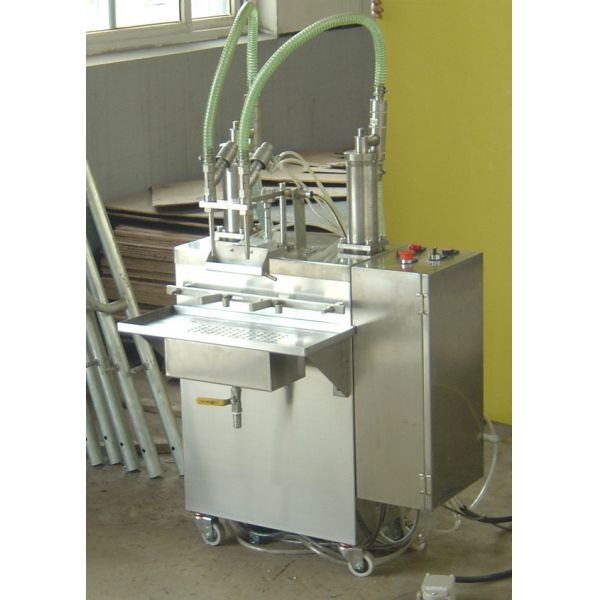 2 Nozzle Piston Shampoo Filling Machine 100ml-1000ml Semi Automatic