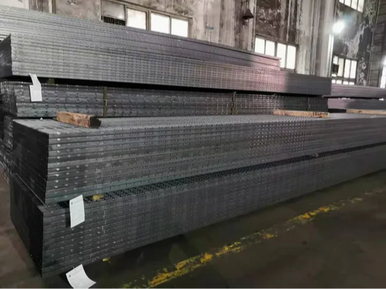 Hot DIP Galvanized Plain Type or Serrated Type Steel Grating with CE Approval for Industrial Flooring and Mezzanines