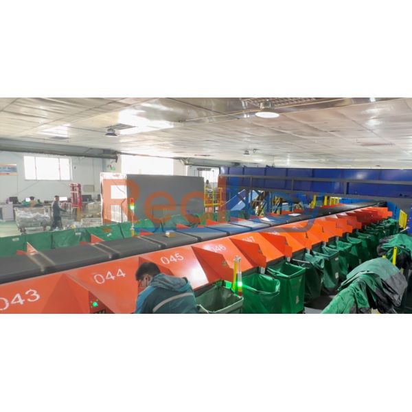 Customized Design Cross Belt Sorter Increases Warehouse Utilization Rate