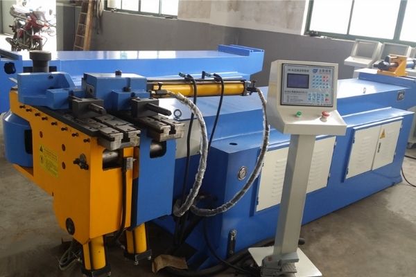 1mm-2mm Thickness Sectional Garage Door Guide Rail Curve Bending Machine