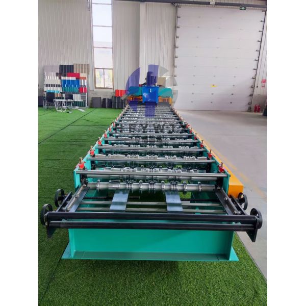 Durable 16 Roll Forming Stations Glazed Tile Roll Forming Machine with PLC Control and Hydraulic Pressure Transmission
