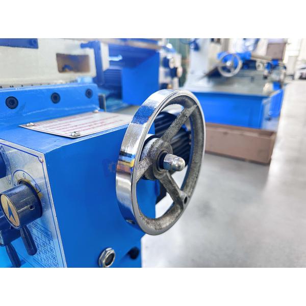 ZX50C Drilling Milling Machine Manual Milling Machine X Axis Automatic Tool Feed DRO