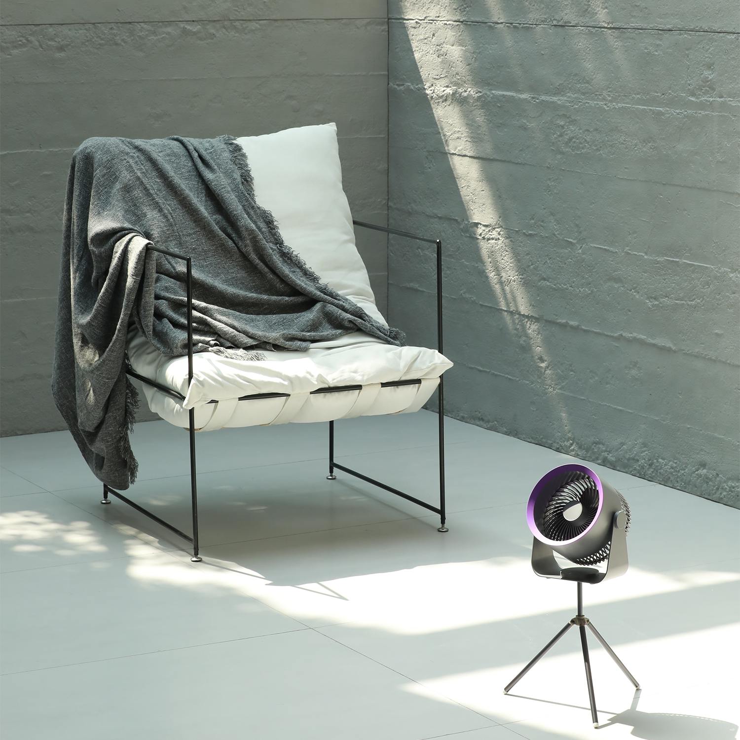 Portable Adjustable Electric Wall Fan Mini Camping Wireless Rechargeable Factory Hanging with 5V Battery for Home Car Hotel Use