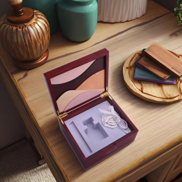 Luxury Perfume Box with Gloss Lacquered Finish Custom Wooden Gift Box for Multi-Use Versatility and Customizable Interior