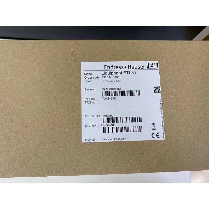 E+H FTL31-13J8/0 Liquiphant Vibronic Tuning Fork Liquid Level Switch