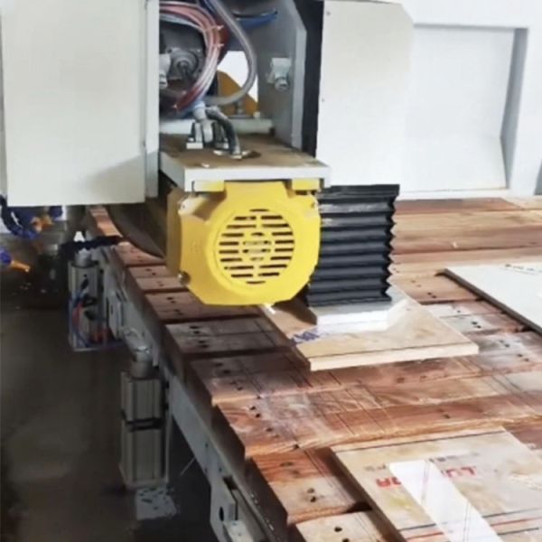 4 Axis 15kw Bridge Cutting Machine for Stone Customizable CNC Machine with Maximum Cutting Length Stone Machinery