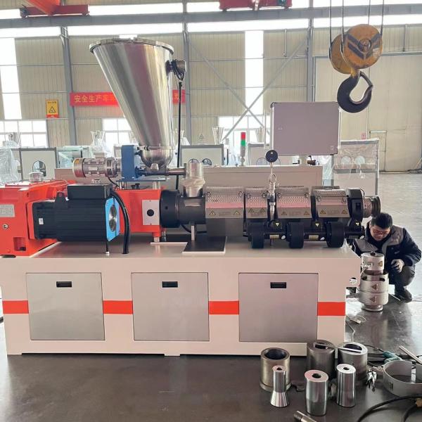 Conical Twin Screw Extruder PVC Pipe Manufacturing Machine For Sewage Pipe