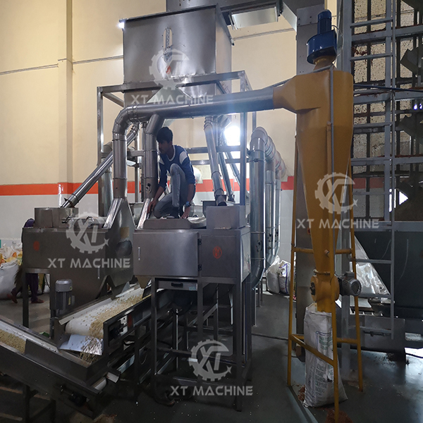 Split Peanut Blanching Machine Blanched Peanut Production Line With 100% Breaking Rate And 800-1000kg/h Capacity