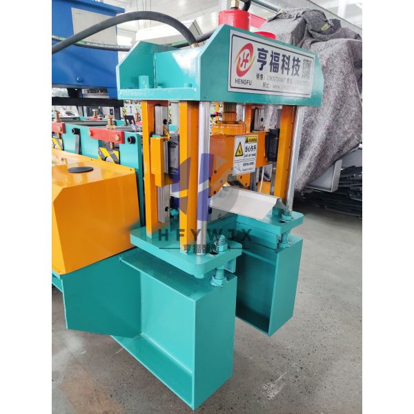 PLC Controlled 16-Row Molding Ridge Cap Forming Machine with Electric Chain Drive for Metal Roof Tiles