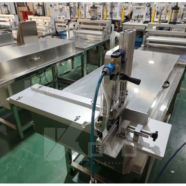 Mini Semi Automatic Pneumatic Handmade Soap Cold Process Cutting Machine With Bearing
