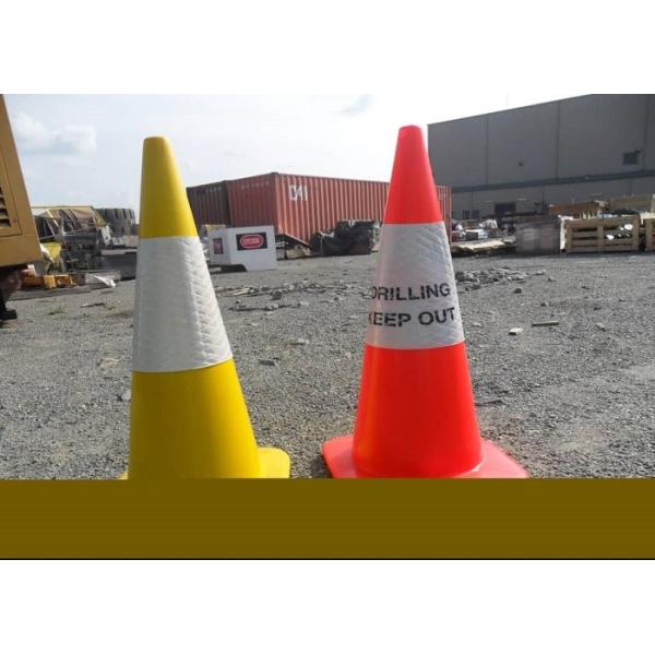 Traffic Retractable Safety Cones For Construction Area Customized Design