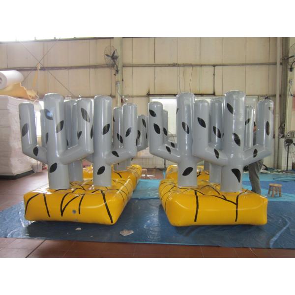Custom Made Strong PVC Tarpaulin Inflatable Bunker Cactus Tree Airtight For Train