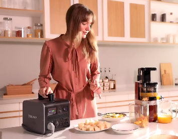 Pure Sine Wave 1000W Rechargeable Power Station Battery Generator For Home