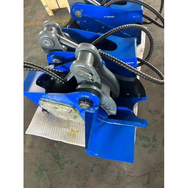 Excavator Tree Shears 4-25TON with High-Strength Steel and Replaceable Blade for Efficient Tree Cutting