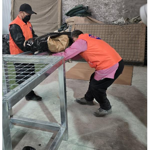 26-30kg MZP Low Visibility Metal Wire Anti Tank Barrier Putanka Mesh With 10*10**1.1-1.4m For Covert Military Applications