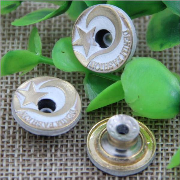 Custom hot sale gold color five-pointed star alloy 17 mm denim snap button for clothing