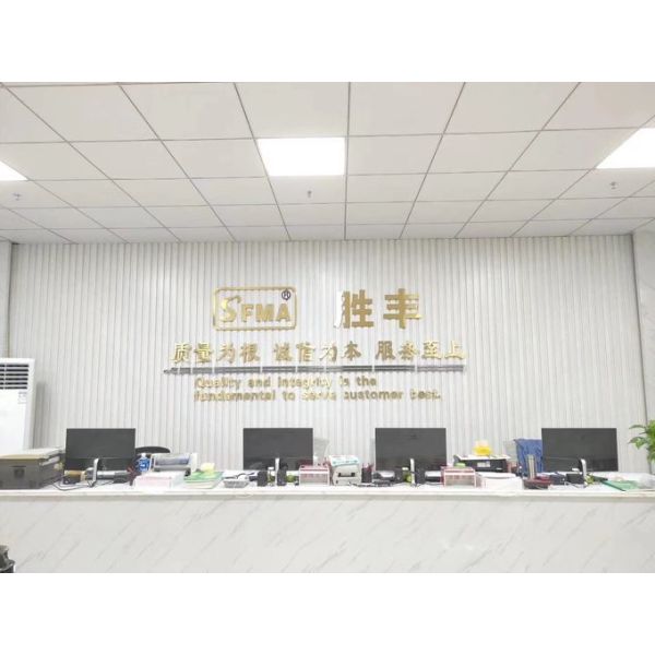 KOBELCO Excavator Hydraulic Hose E320D Pump Fitting
