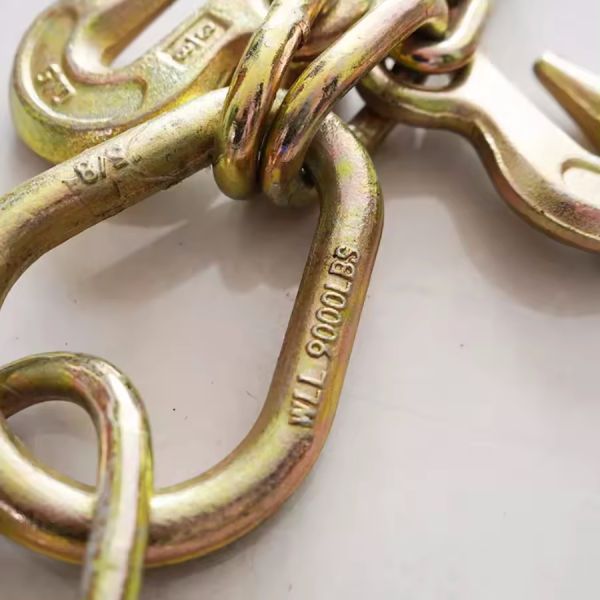 Diameter 8mm Black Yellow Galvanized Transport Chain Towing Chains with Hooks