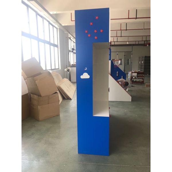 Customized Safe Children Furniture Solid Wood and MDF Bunk Bed for Kids Bed Blue for Boy with Basketball Hoop and Slide
