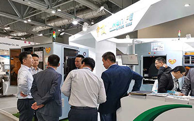 Automatic Silk Screen Printing Machine For Round Plastic Medical Bottles
