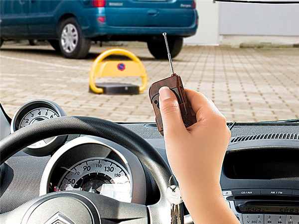 Automatic Solar Powered Parking Space Lock with CE ROSH Certificates for Secure Car Parking