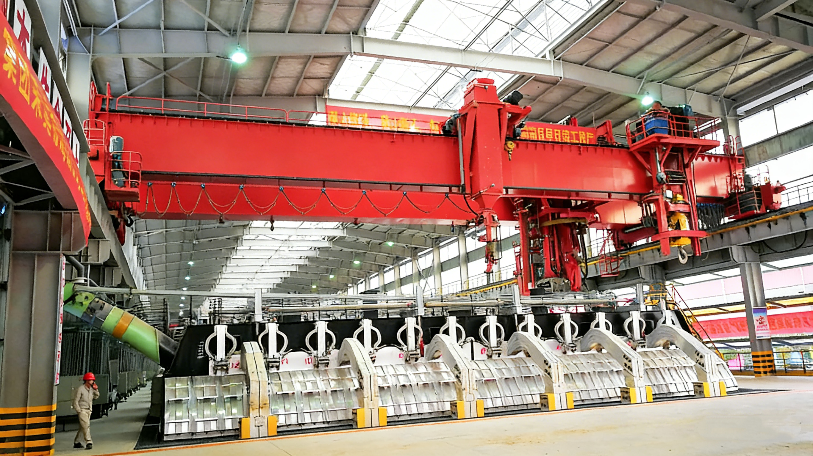 Multi-Function Electrolytic Aluminum Double Girder Electric Overhead Crane 5 Ton Anode Cathode Handling Anti-Corrosion Design